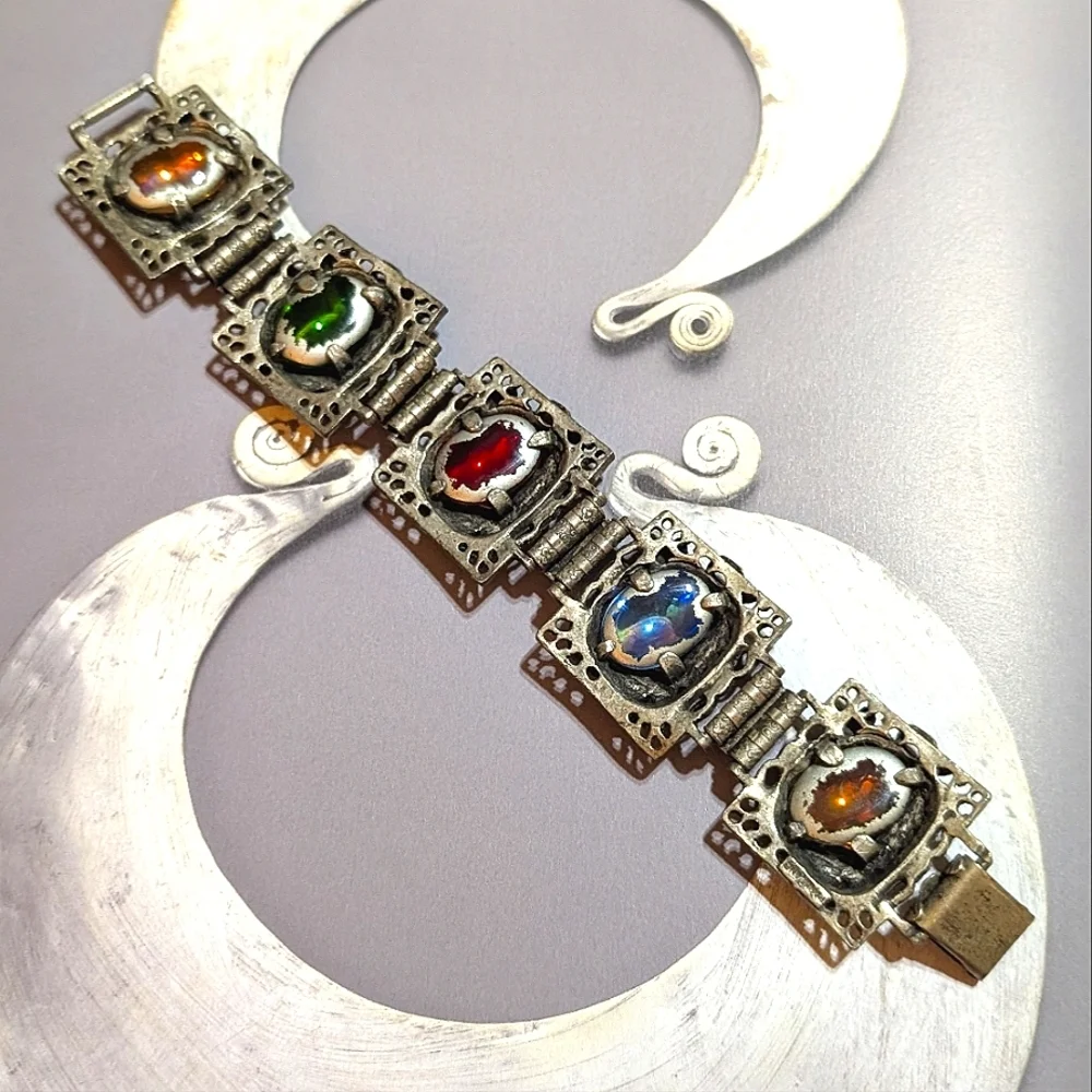 Renaissance Revival Vintage Aurora Borealis Glass and Rhinestone Chunky Bracelet